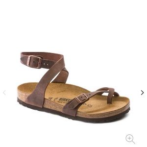 🆕 BIRKENSTOCK Yara oiled leather sandals